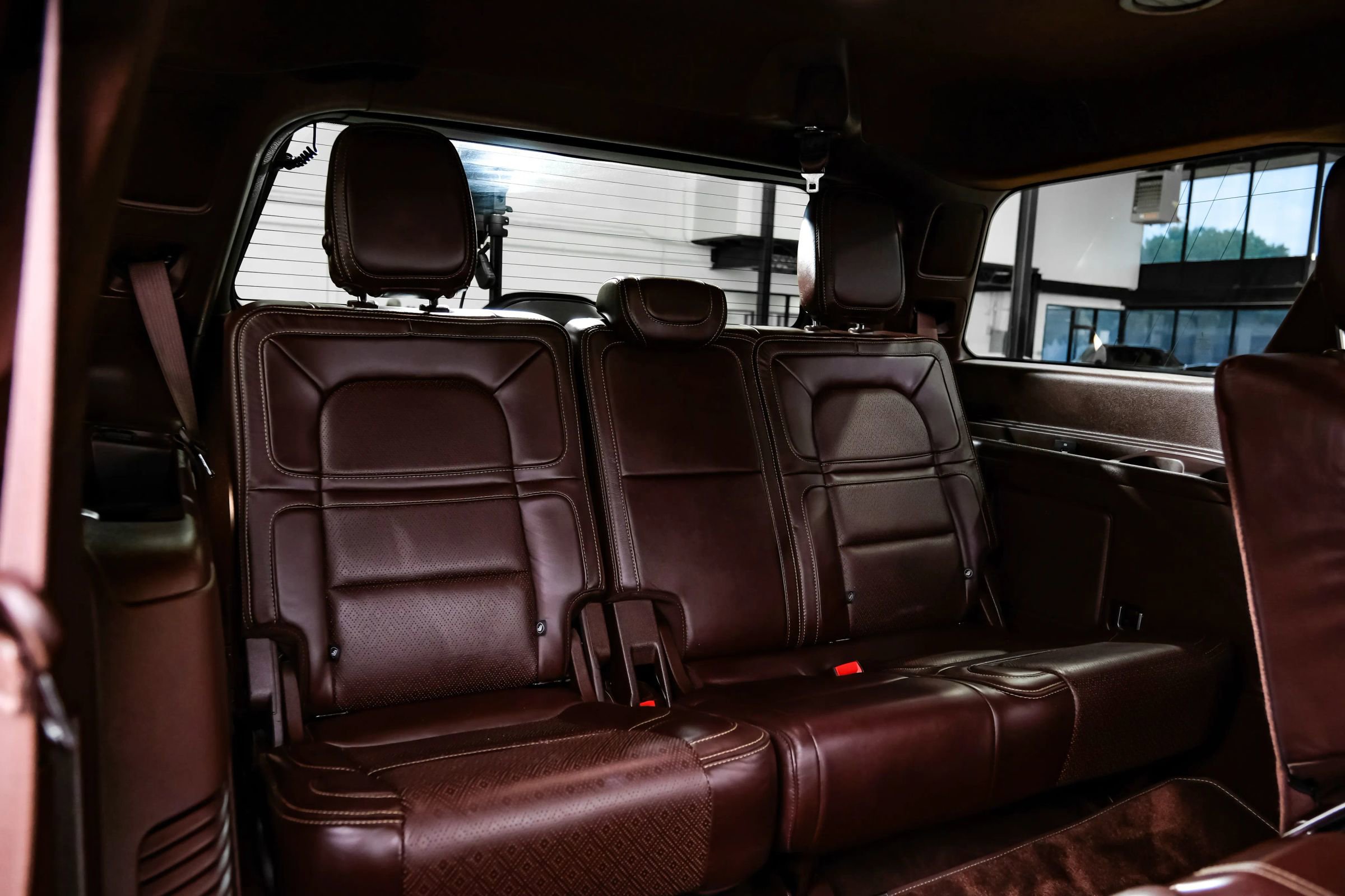 Used 2018 Lincoln Navigator Black Label w/ Cargo Package AWD/4WD image 56