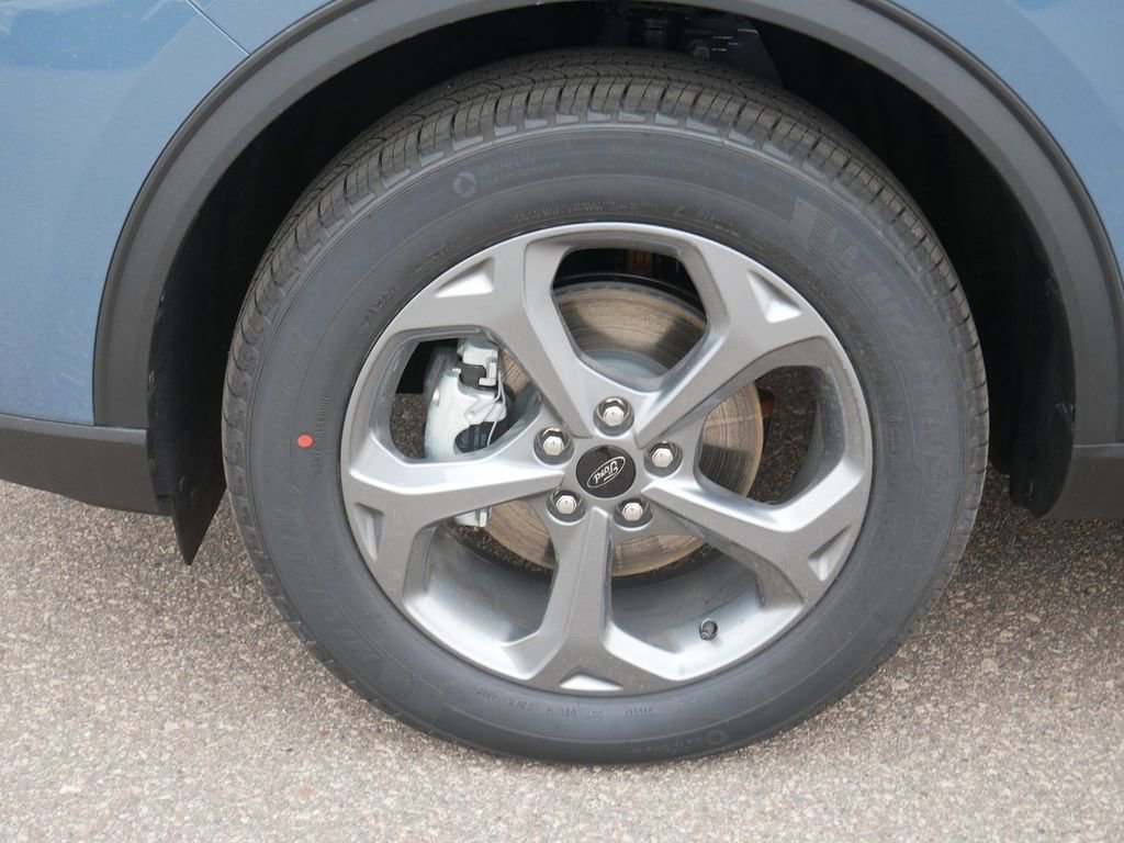 New 2026 Ford Escape ST-Line Select w/ Tech Pack #2 AWD/4WD image 7