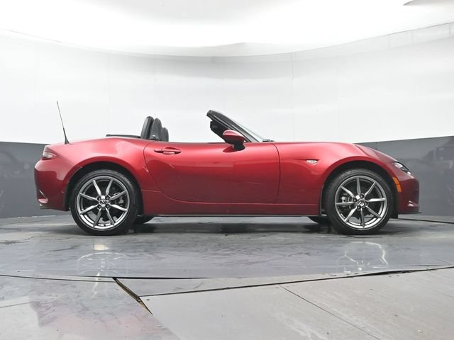 Used 2023 MAZDA MX-5 Miata Grand Touring w/ Weather Package RWD image 32