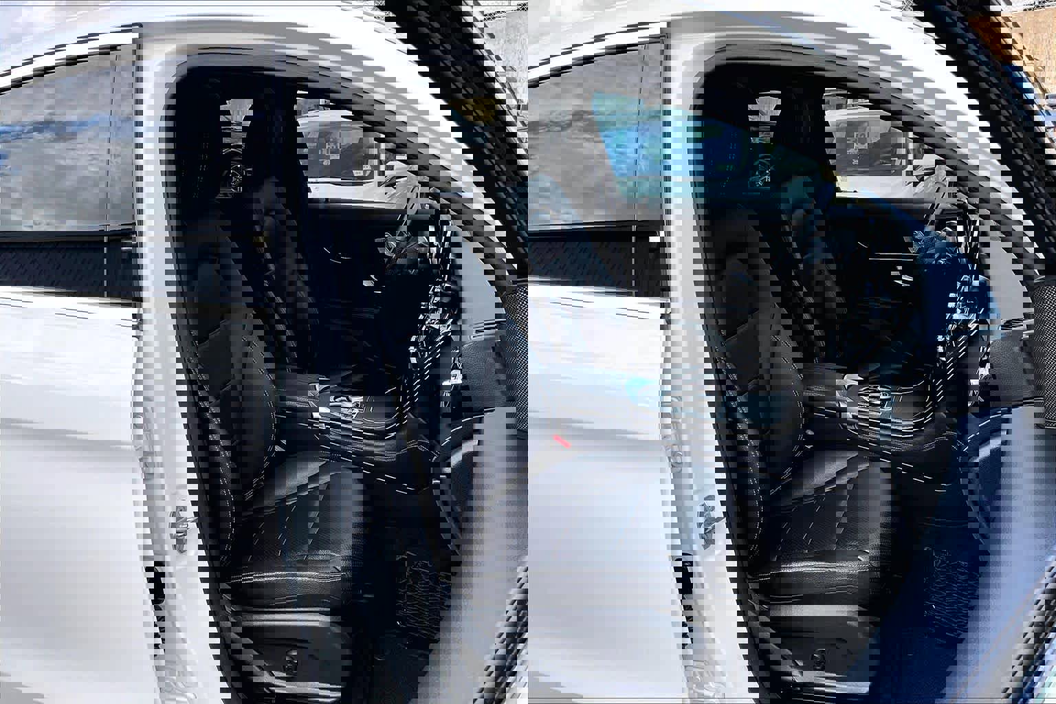 Used 2018 Mercedes-Benz GLC 300 4MATIC Coupe image 9