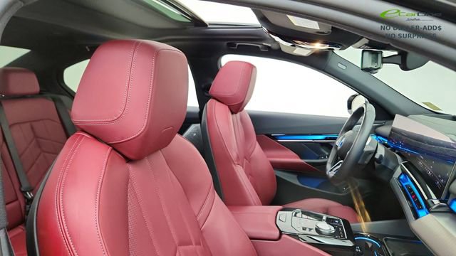 Used 2024 BMW i5 eDrive40i w/ M Sport Package image 21