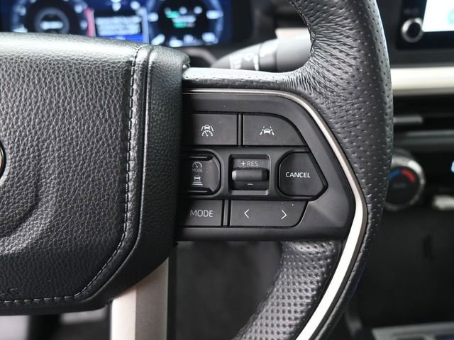 Used 2024 Toyota Tacoma TRD Off-Road image 2