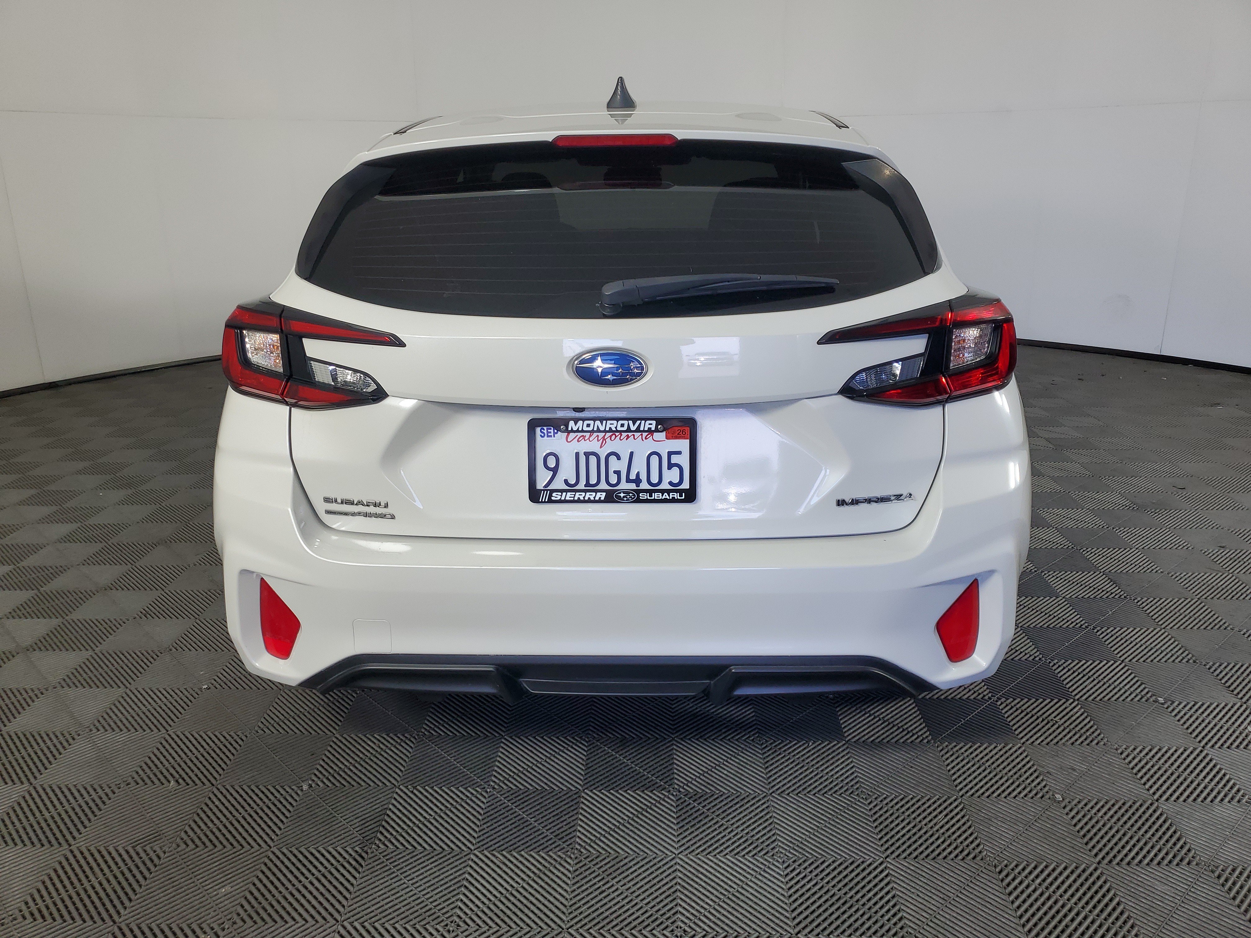 Used 2024 Subaru Impreza 2.0i AWD/4WD image 5