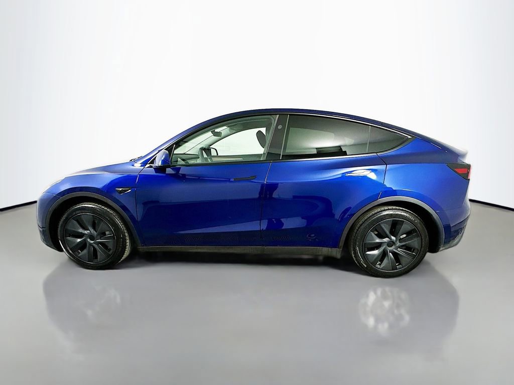 Used 2025 Tesla Model Y Long Range image 8