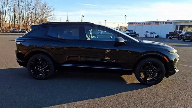 New 2025 Chevrolet Equinox EV RS w/ Active Safety Package 3 AWD/4WD image 9