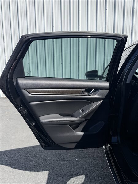 Used 2020 Honda Accord EX-L image 13