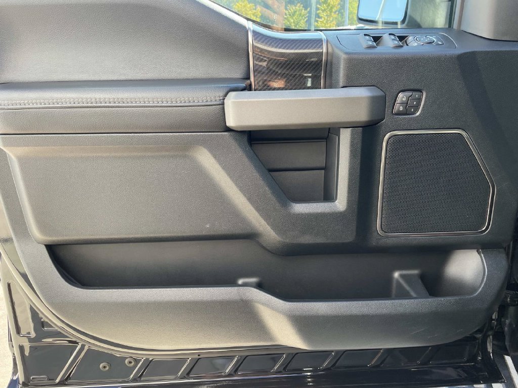 Used 2019 Ford F150 Raptor w/ Equipment Group 802A Luxury AWD/4WD image 15