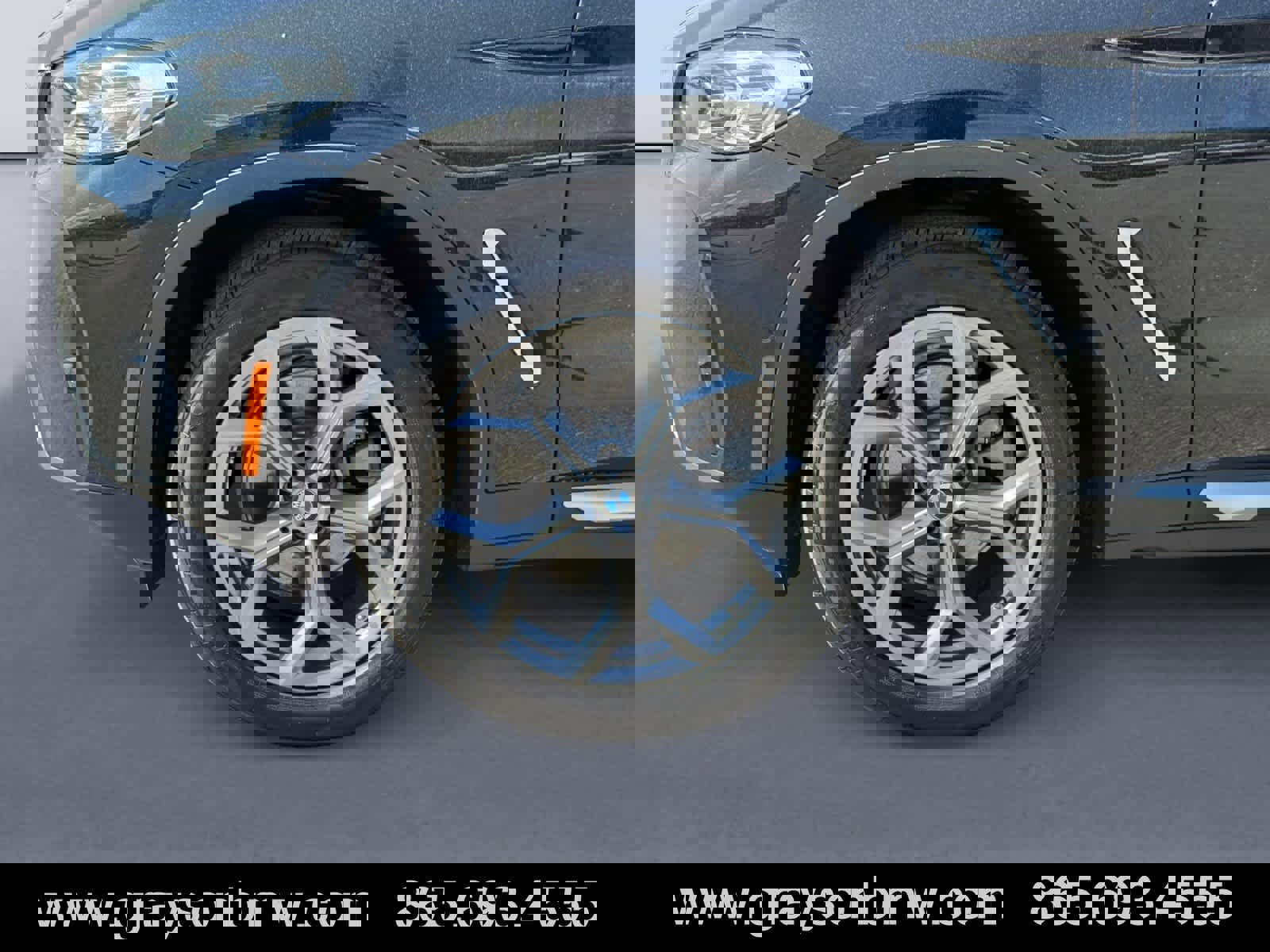 Used 2024 BMW X3 xDrive30i w/ Convenience Package w/ZPA image 9