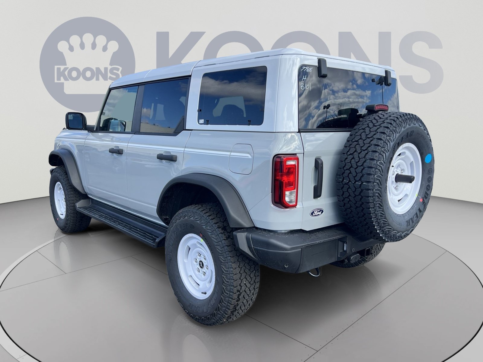 New 2026 Ford Bronco Heritage Edition AWD/4WD image 8
