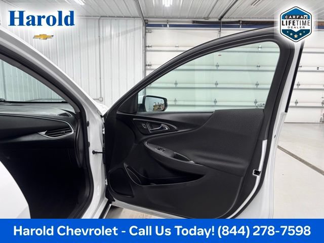 Used 2024 Chevrolet Malibu LT w/ Sport Edition FWD image 10
