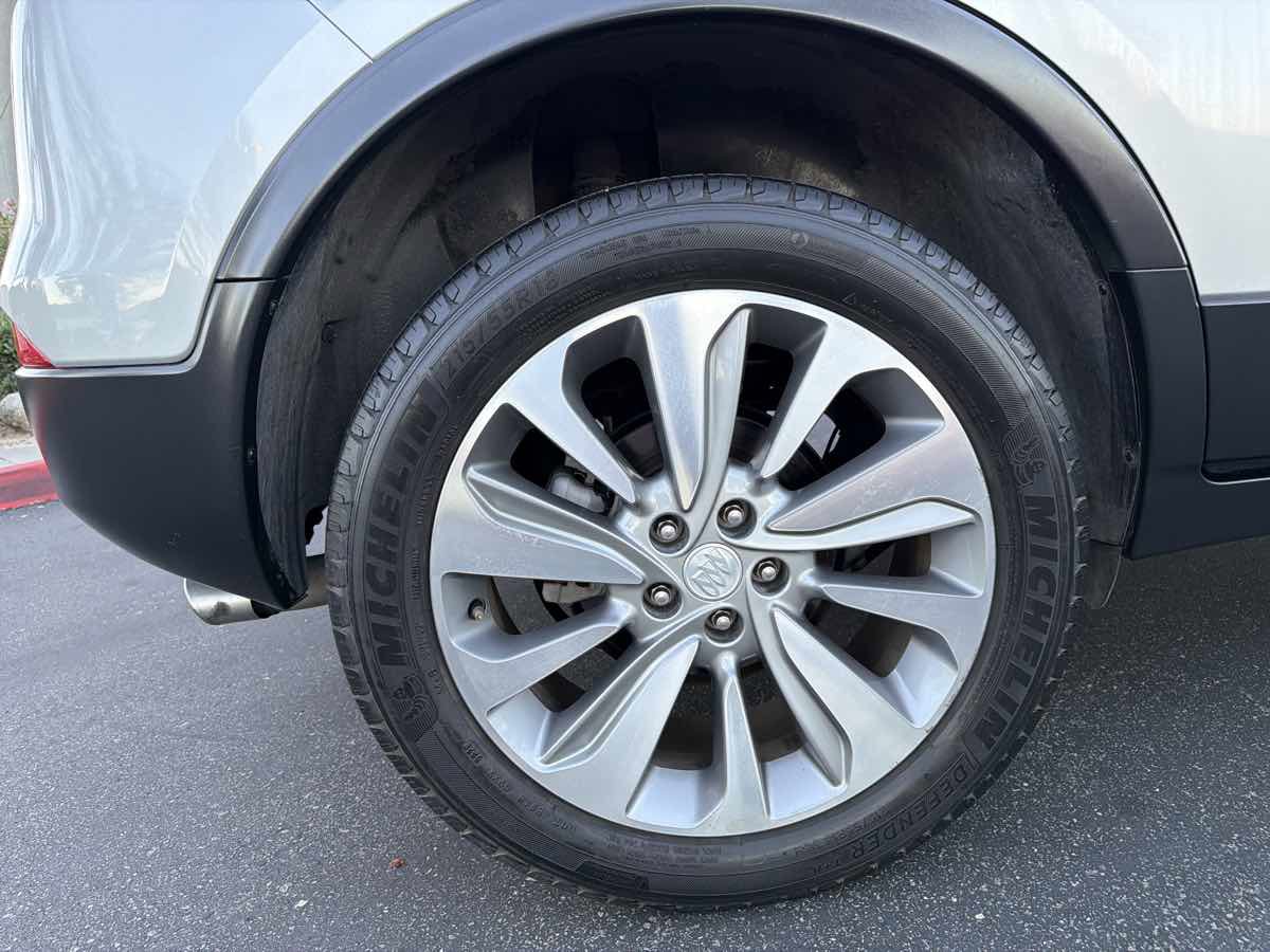 Used 2018 Buick Encore Preferred image 48