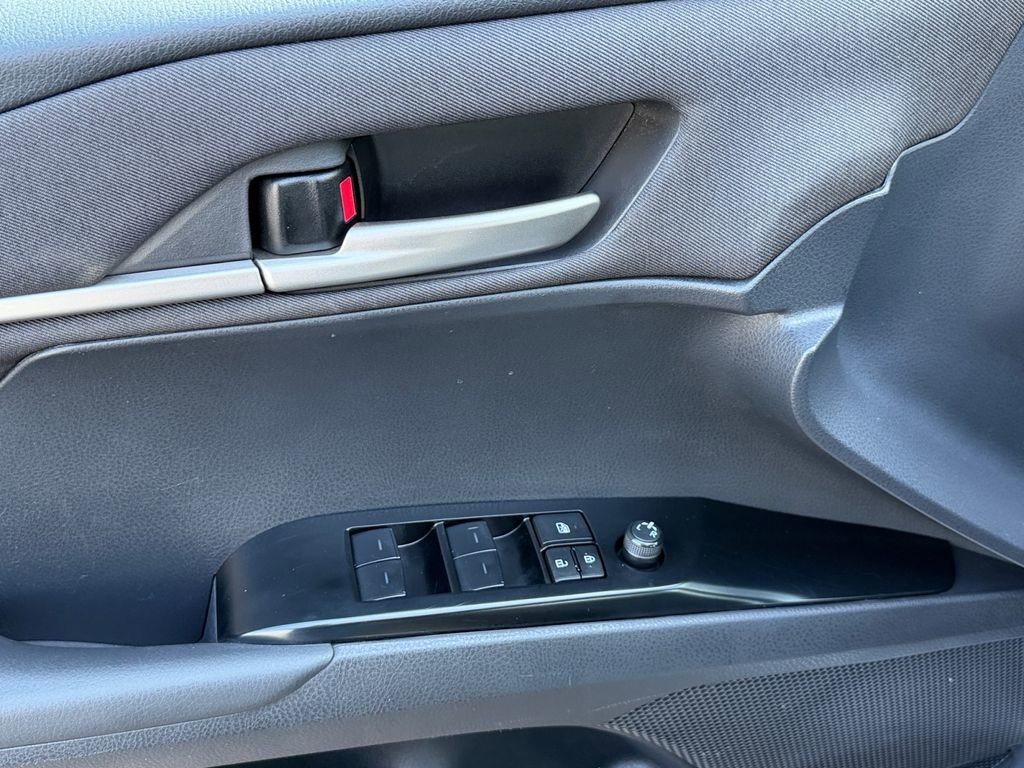 Used 2025 Toyota Camry LE FWD image 23