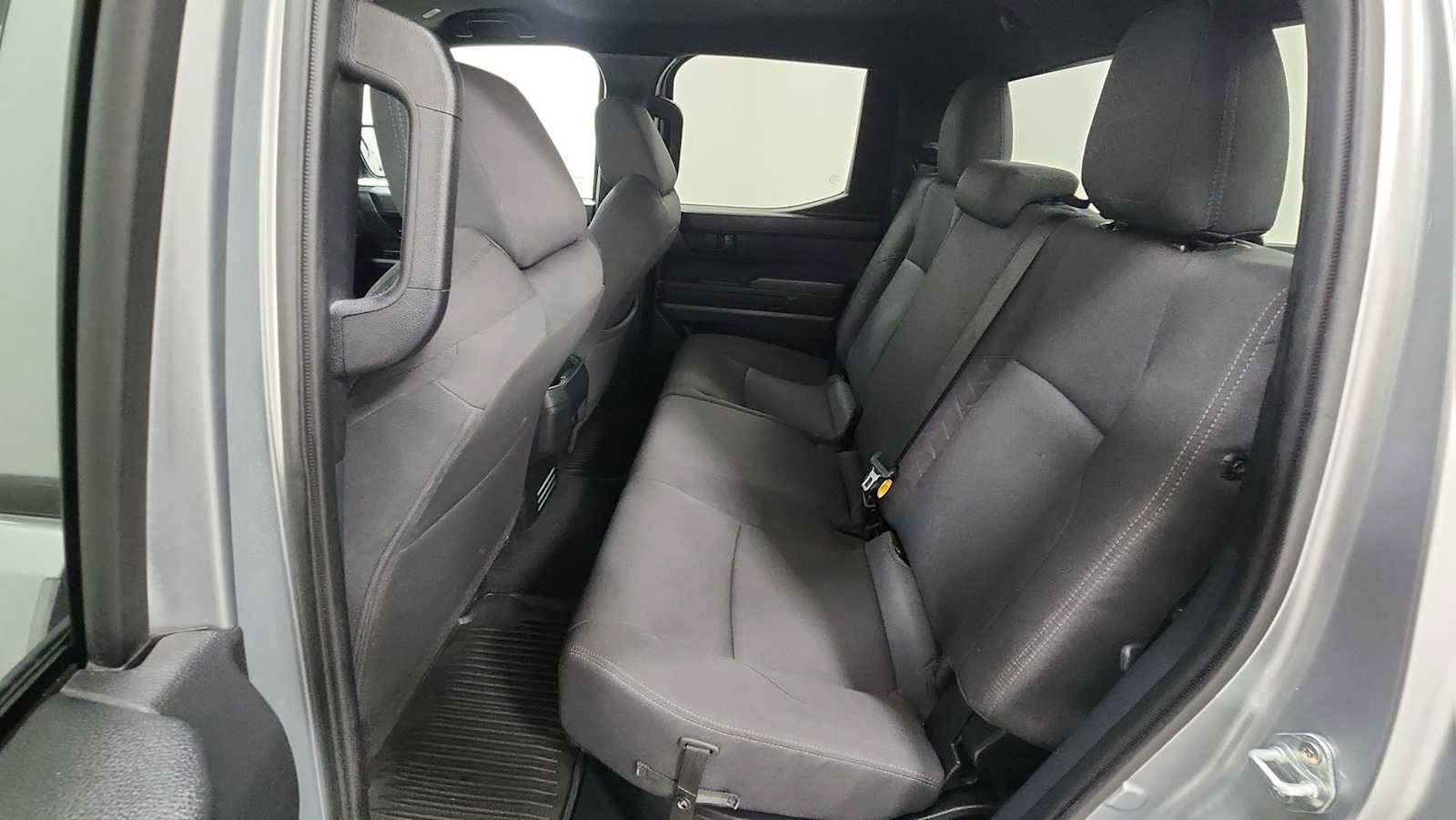 Certified 2024 Toyota Tacoma SR w/ SR Upgrade Package AWD/4WD image 24