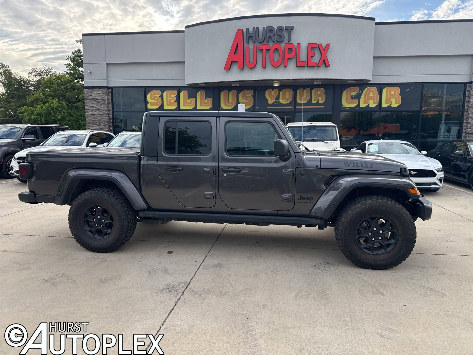 Used 2023 Jeep Gladiator Willys video 1