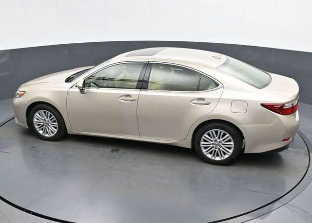 Used 2014 Lexus ES 350 w/ Luxury Package image 23