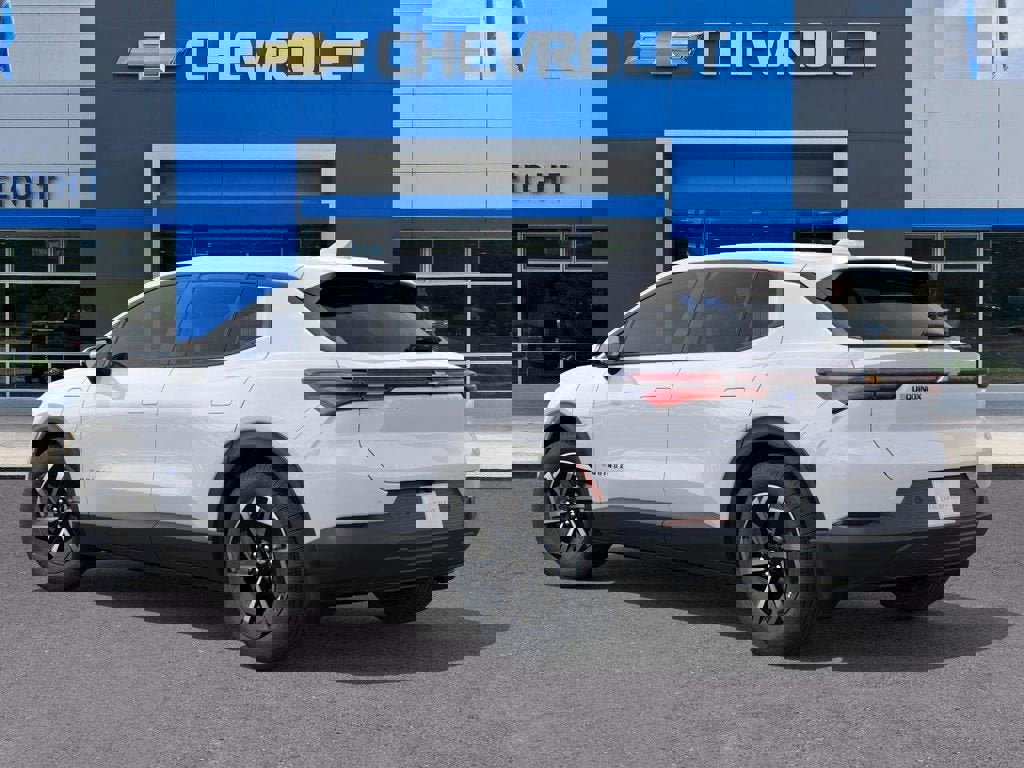 New 2026 Chevrolet Equinox EV LT image 3