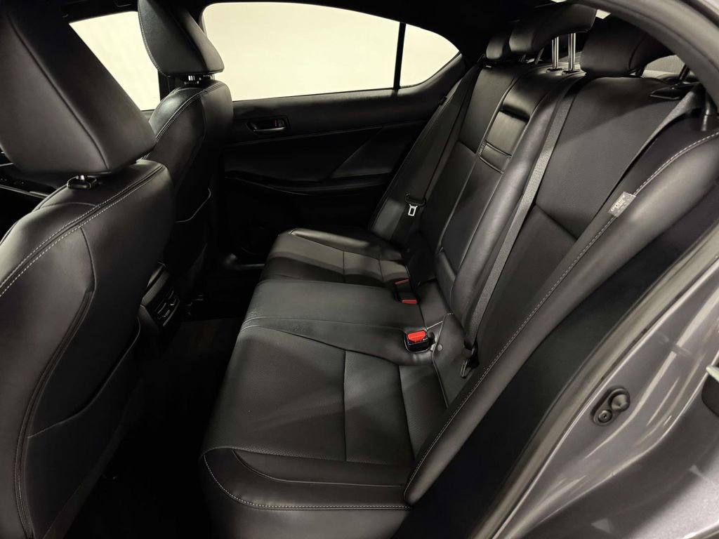 Used 2024 Lexus IS 300 300 w/ Comfort Package image 20