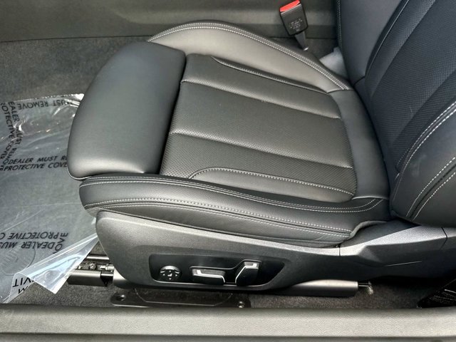 Used 2026 BMW 230i Coupe w/ Premium Package RWD image 13