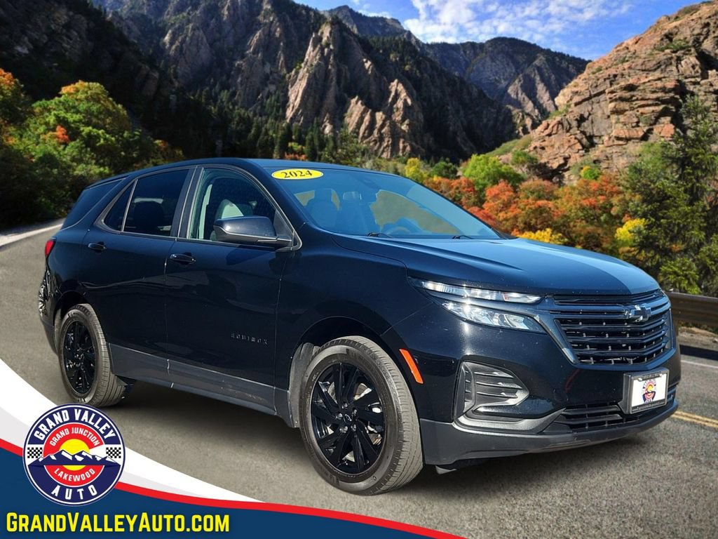 Used 2024 Chevrolet Equinox LS w/ LS Convenience Package AWD/4WD video 1