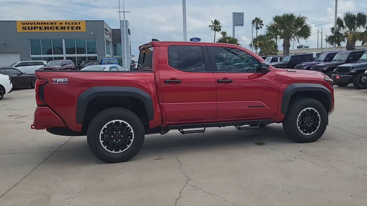Used 2025 Toyota Tacoma TRD Off-Road w/ TRD Off Road Upgrade Package AWD/4WD image 8