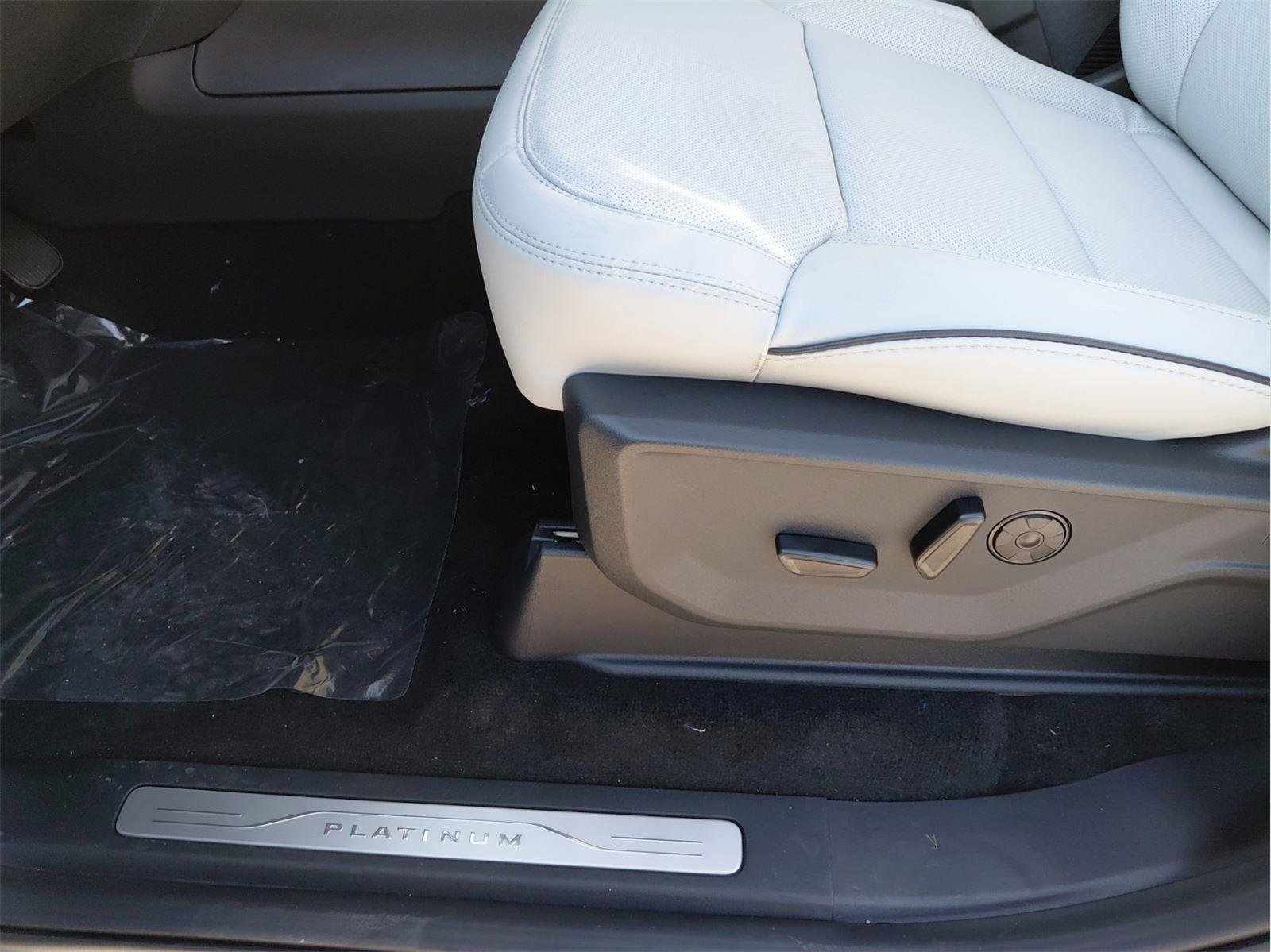 New 2025 Ford Expedition Max Platinum w/ Platinum Ultimate Package image 31