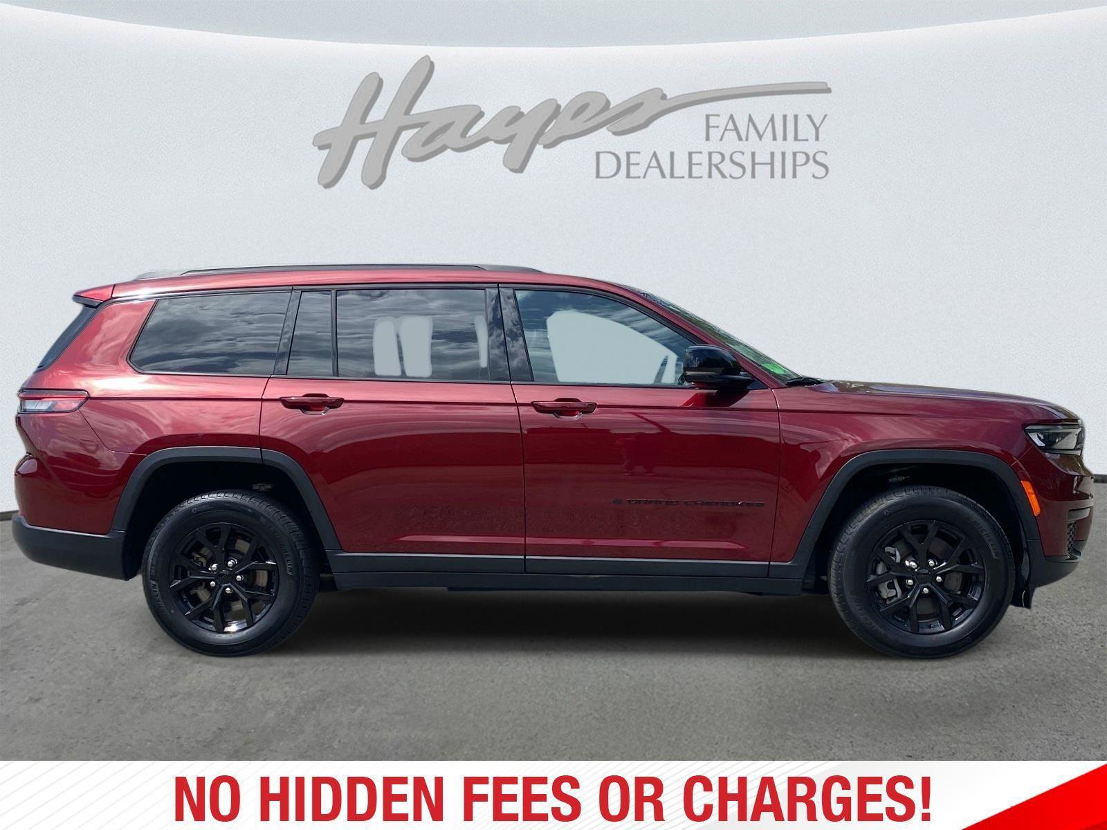 Used 2025 Jeep Grand Cherokee L Altitude RWD image 2