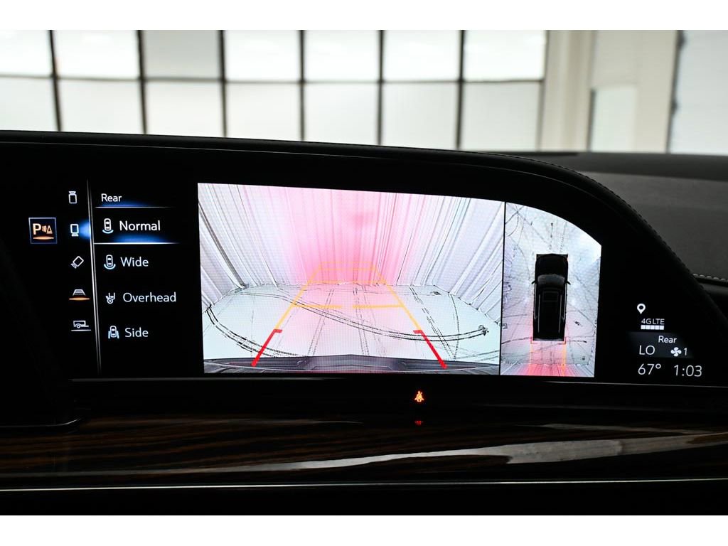 Used 2021 Cadillac Escalade Premium Luxury AWD/4WD image 56