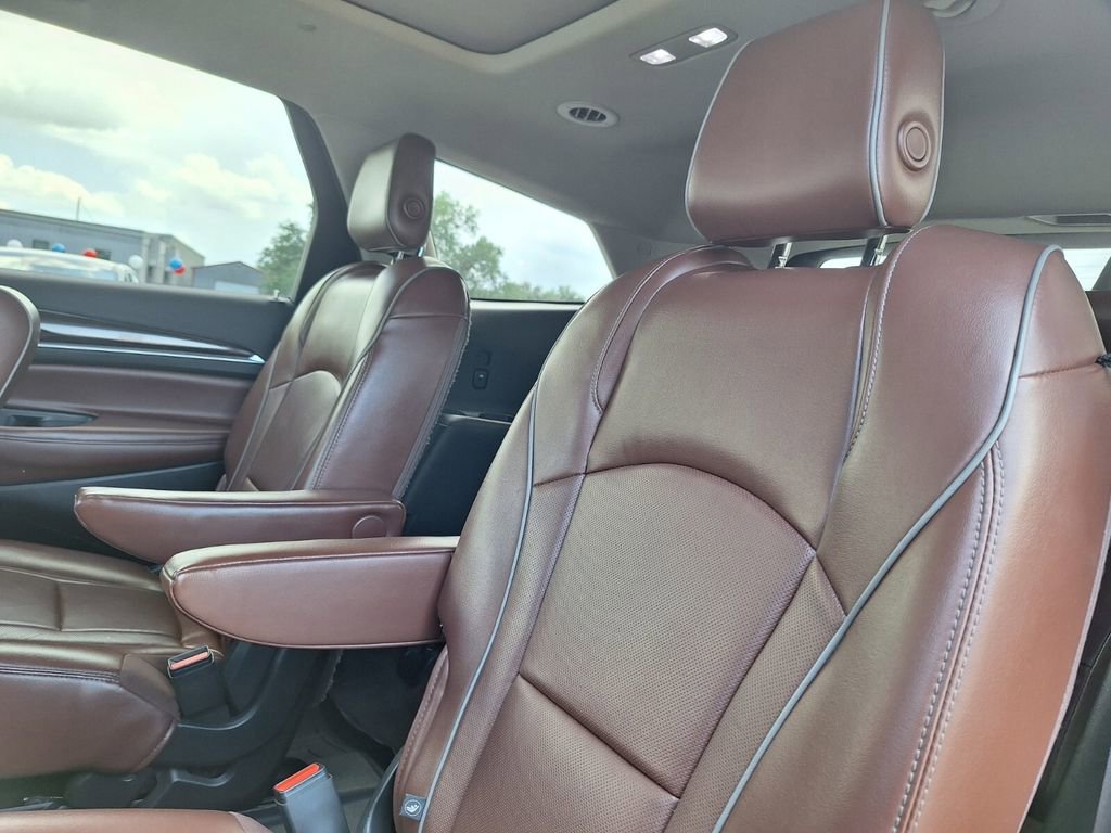 Used 2018 Buick Enclave Avenir w/ Avenir Technology Package image 22