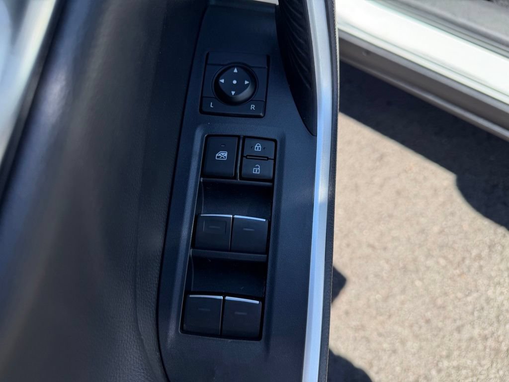 Used 2022 Toyota RAV4 TRD Off-Road w/ TRD Off-Road Weather Package AWD/4WD image 12