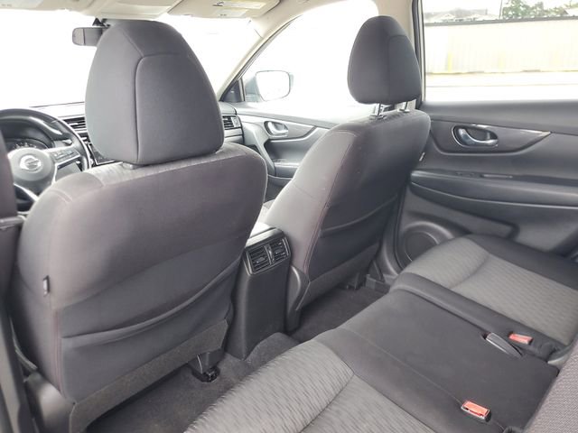 Used 2020 Nissan Rogue SV w/ Premium Package FWD image 11