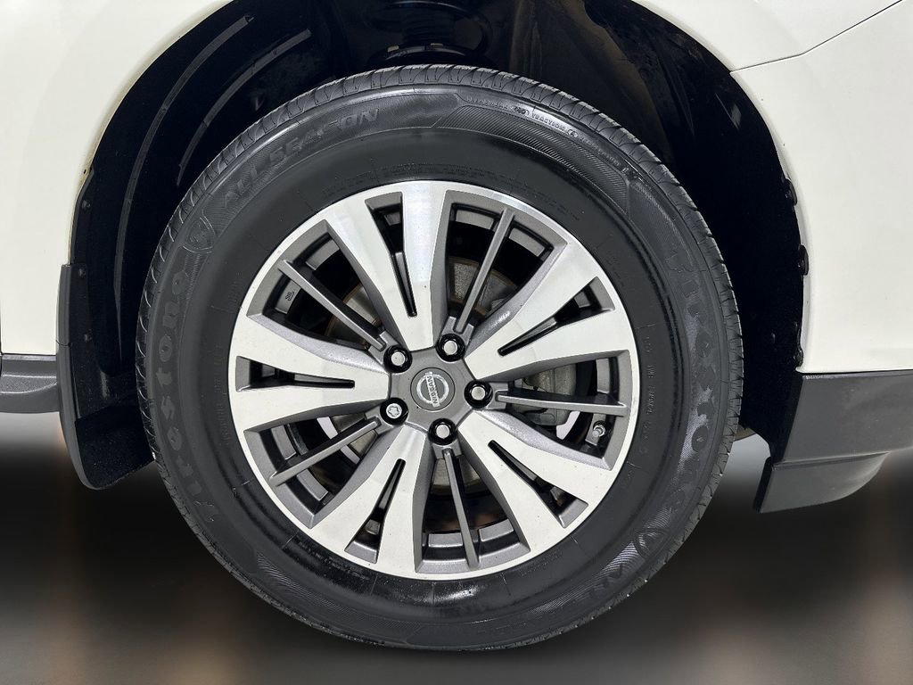 Used 2017 Nissan Pathfinder SL w/ SL Tech Package FWD image 9