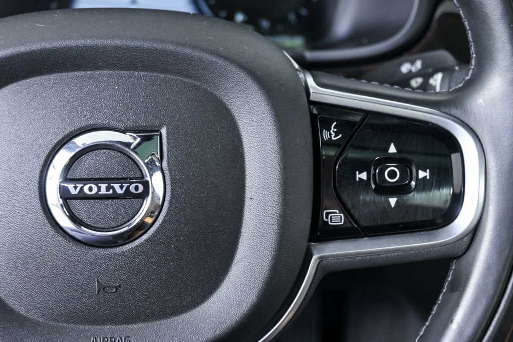 Used 2018 Volvo S90 T5 Momentum w/ Convenience Package image 11