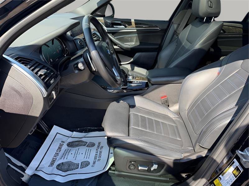 Used 2019 BMW X4 M40i w/ Executive Package image 17