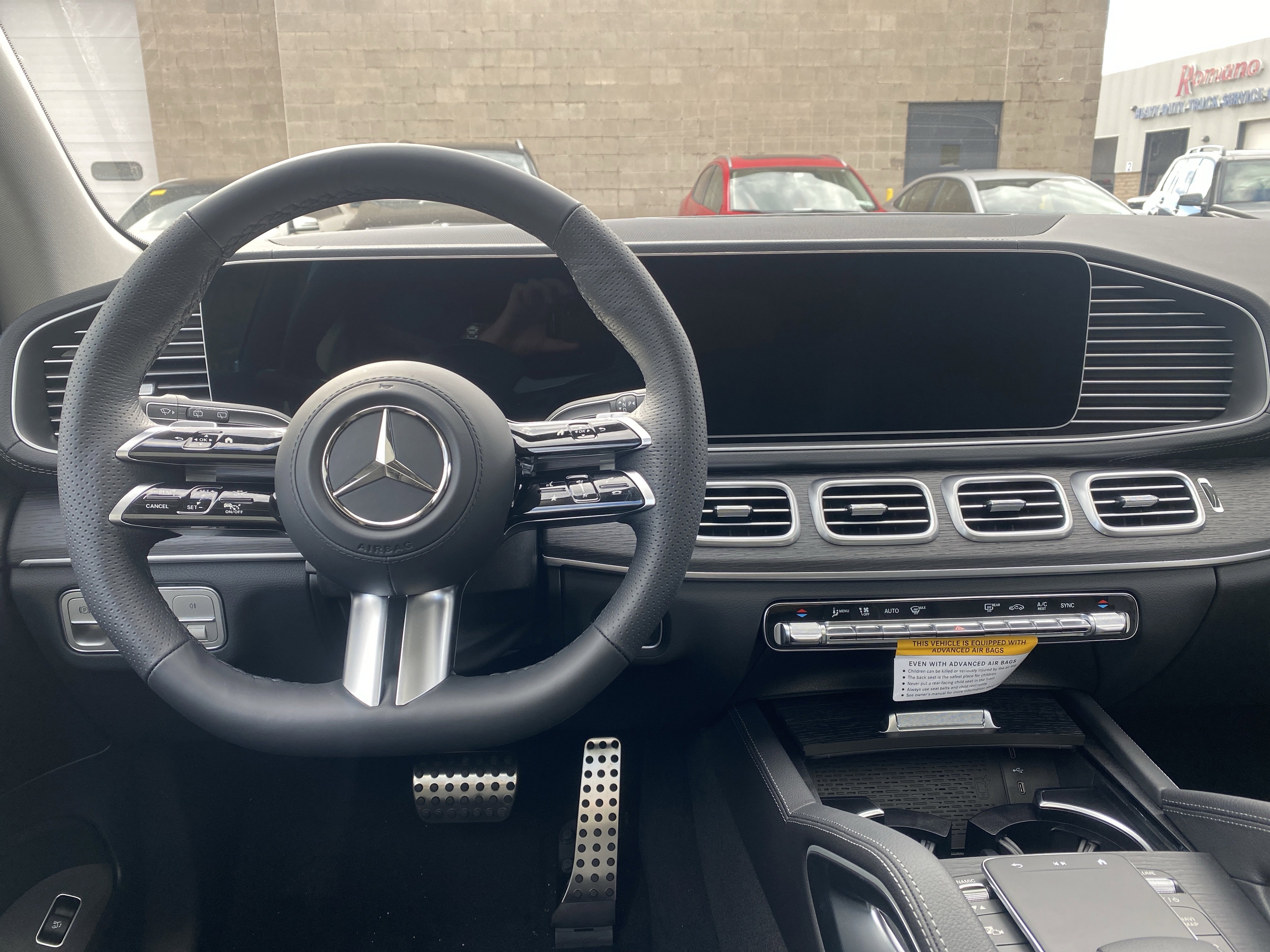 New 2026 Mercedes-Benz GLS 450 4MATIC image 12