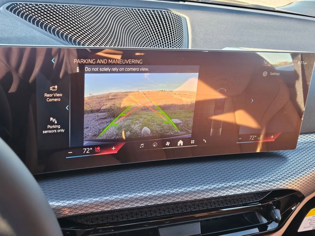 New 2026 BMW 330i Sedan w/ M Sport Package image 12