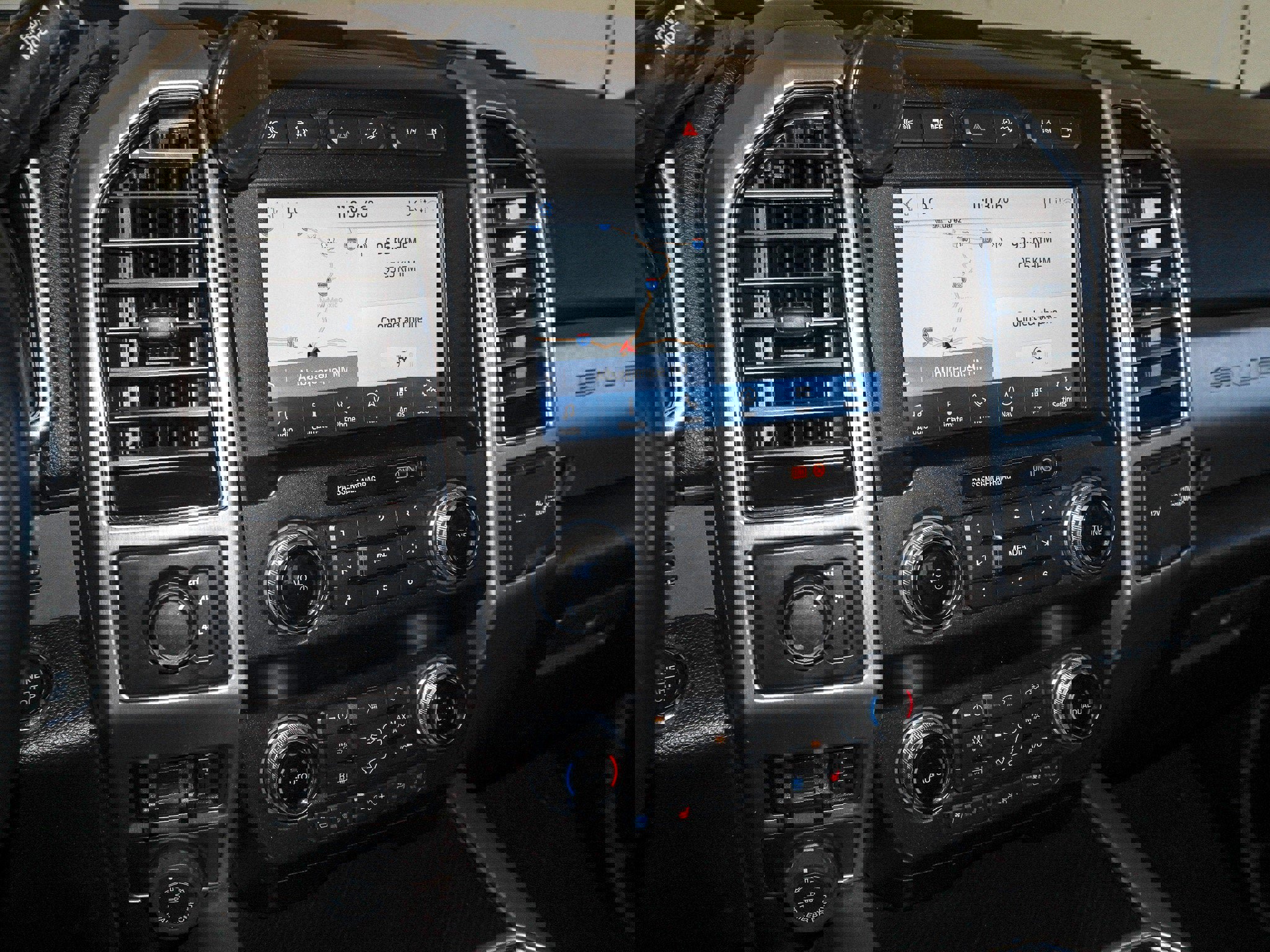 Used 2020 Ford F450 Platinum w/ FX4 Off-Road Package image 29