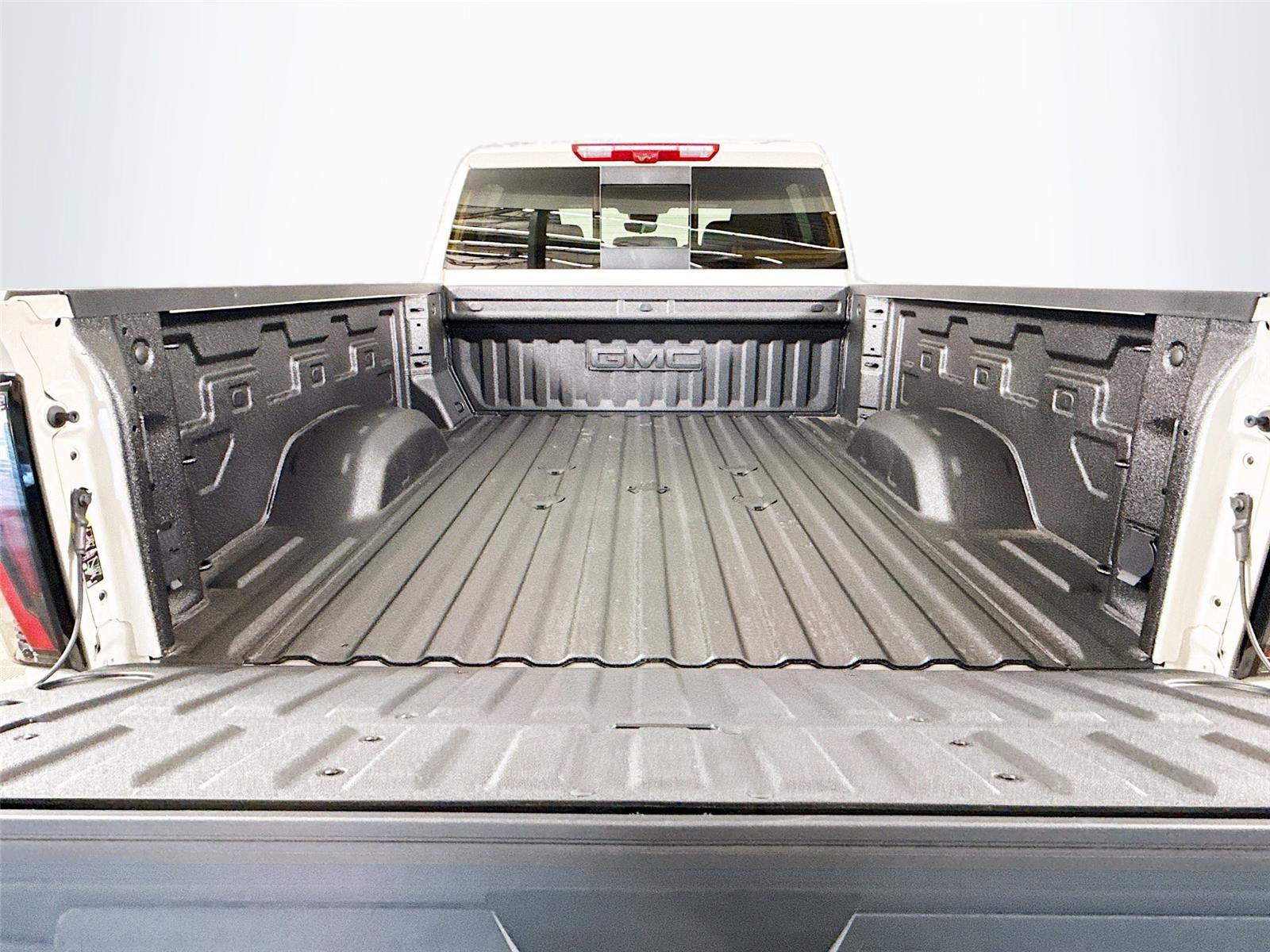 New 2026 GMC Sierra 3500 AT4 w/ AT4 Premium Plus Package AWD/4WD image 21