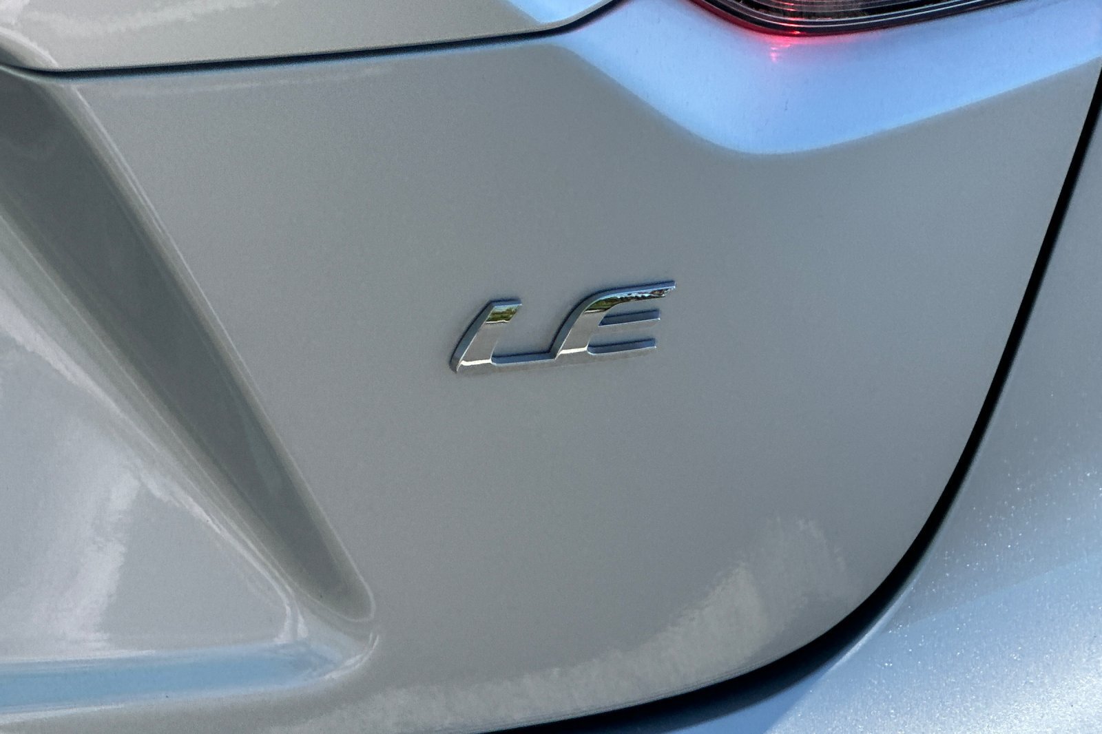 Used 2026 Toyota Corolla LE FWD image 21