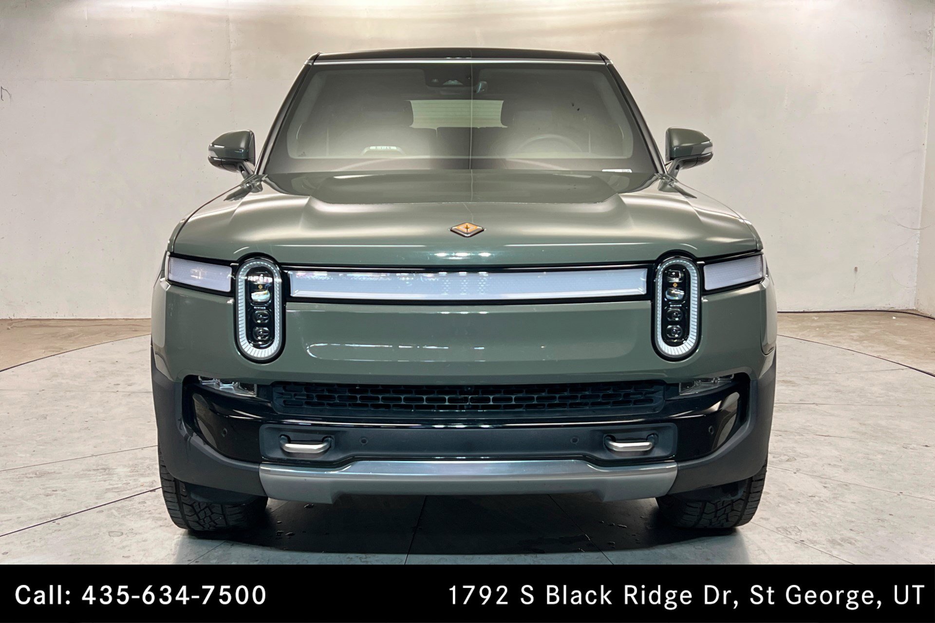 Used 2022 Rivian R1S Launch Edition image 8