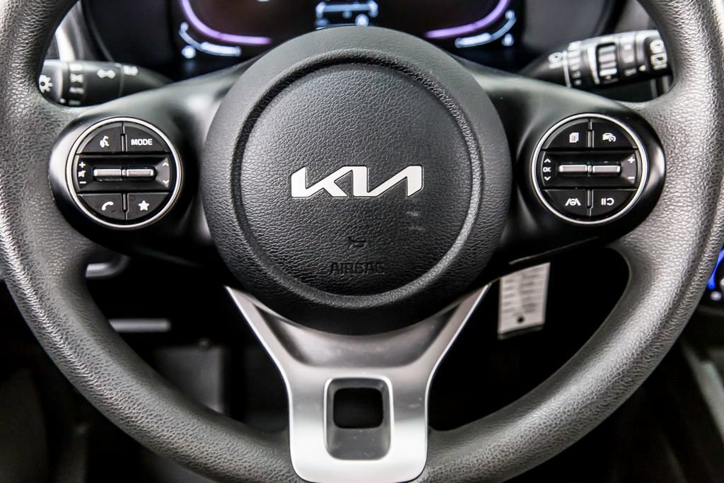 Used 2023 Kia Soul LX FWD image 24