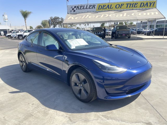 Used 2023 Tesla Model 3 Standard Range RWD image 2