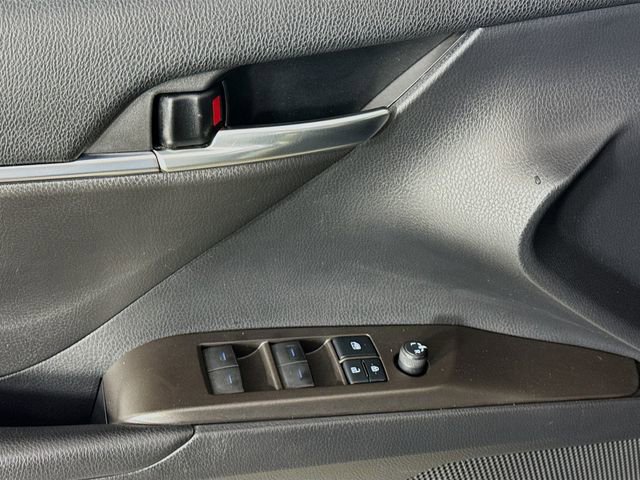 Used 2021 Toyota Camry LE image 20