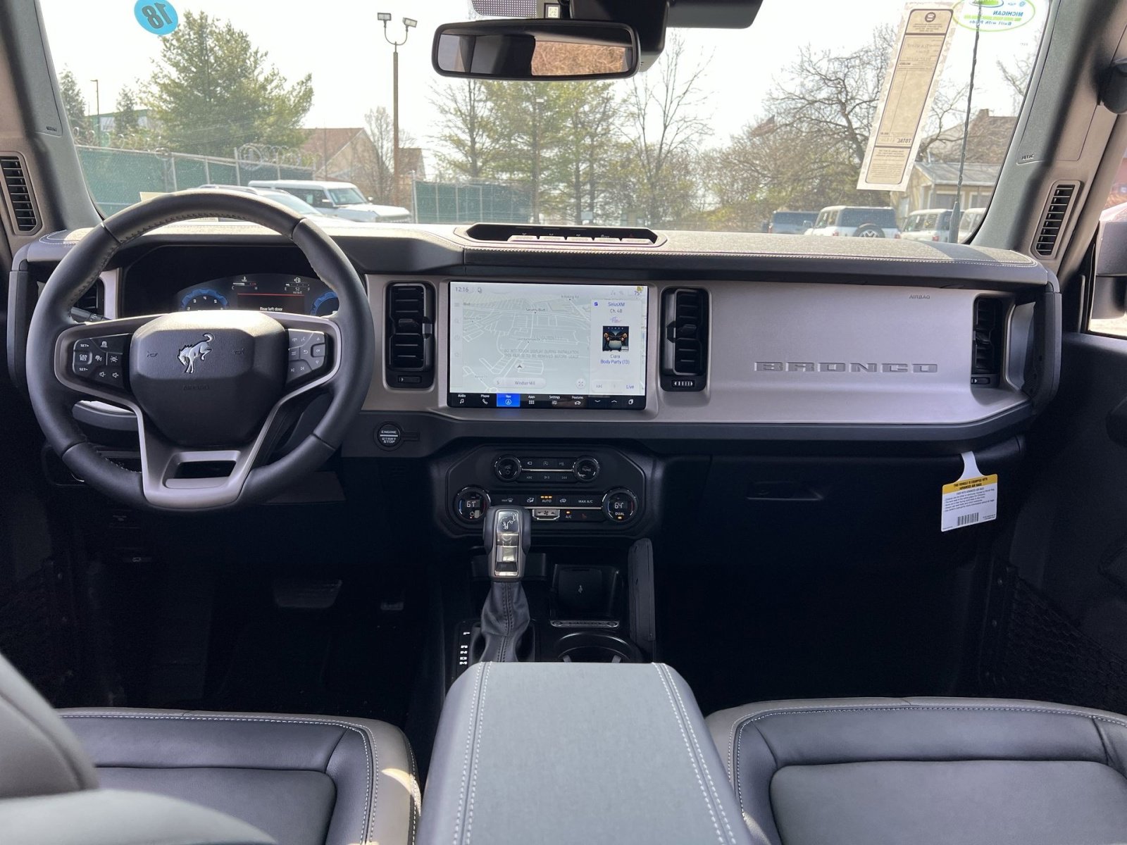 New 2026 Ford Bronco Outer Banks w/ Sasquatch Package AWD/4WD image 23