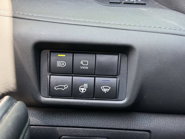 Used 2021 Toyota Highlander Platinum AWD/4WD image 22