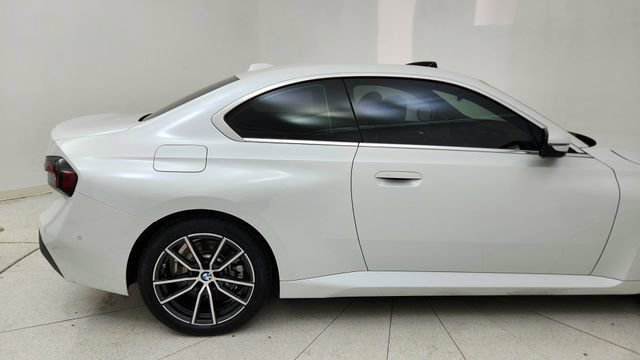 Used 2025 BMW 230i xDrive Coupe w/ Premium Package image 12