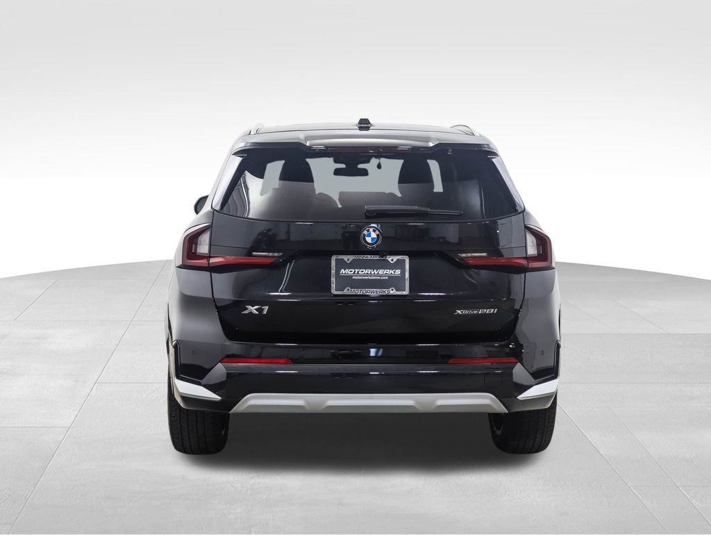 Used 2026 BMW X1 xDrive28i image 5