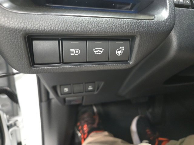 New 2027 Toyota Prius Plug-In Hybrid FWD image 30