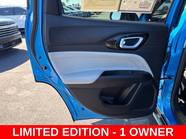 Used 2025 Jeep Compass Limited w/ Elite Group AWD/4WD image 13