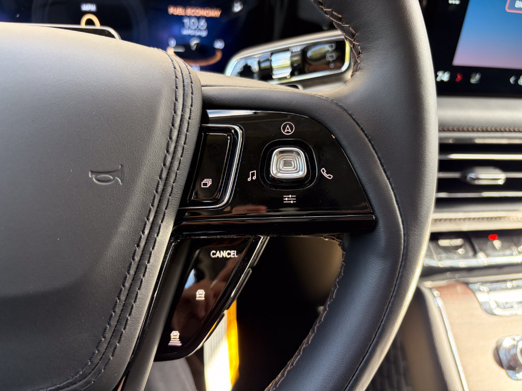 New 2026 Lincoln Aviator Reserve AWD/4WD image 41