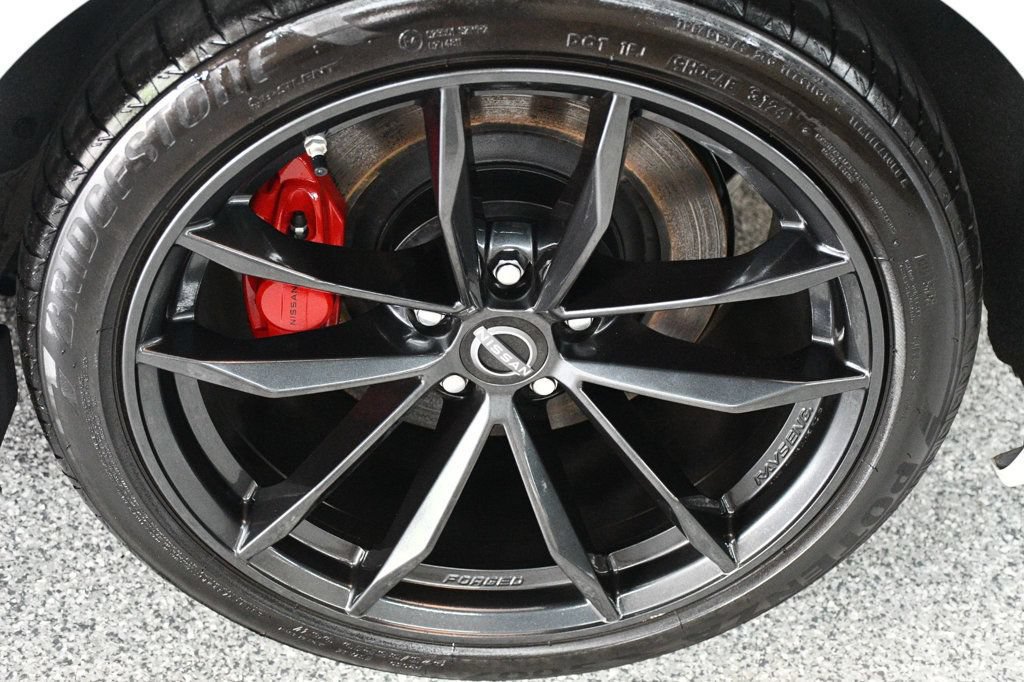 Used 2024 Nissan Z Performance w/ Floor Mat Package RWD image 19